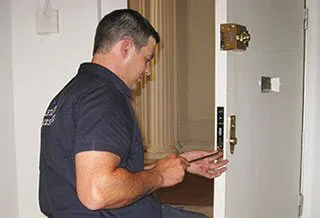 Safe Key Locksmith Service Queens Village, NY 347-242-5967 - locksmith-6